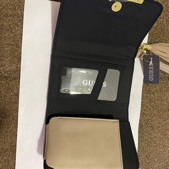 GUESS SANDY Slate Snake PHONE Wristlet  NWT - Picture 4 of 8